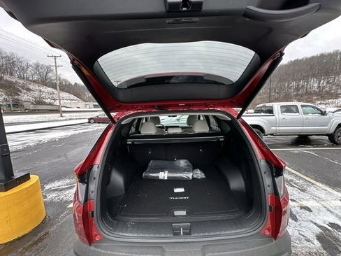 Used 2025 Hyundai Tucson Limited image 23