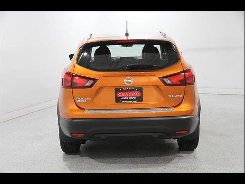 Used 2017 Nissan Rogue Sport SL w/ SL Premium Package AWD/4WD image 21