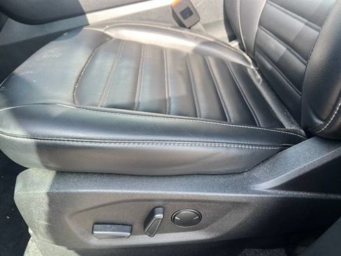 Used 2024 Ford Edge SEL AWD/4WD image 24