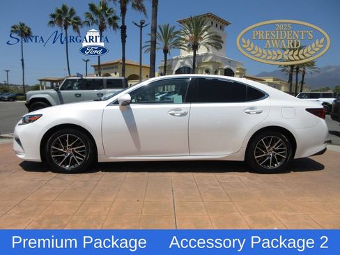 Used 2017 Lexus ES 350 w/ Premium Package FWD image 1