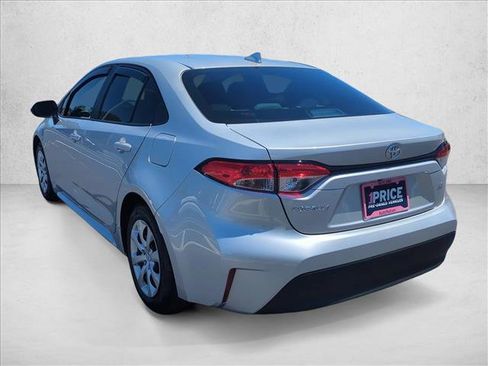Certified 2025 Toyota Corolla LE w/ Convenience Package FWD image 8