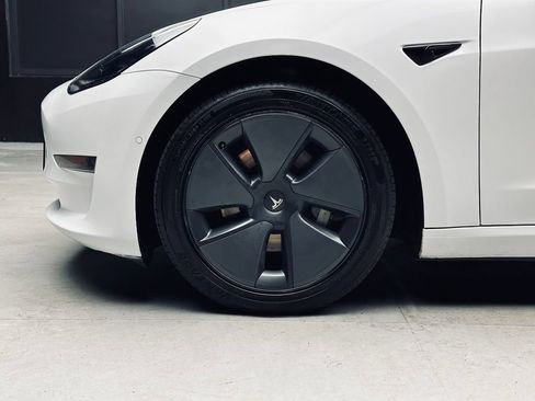 Used 2022 Tesla Model 3 RWD image 35