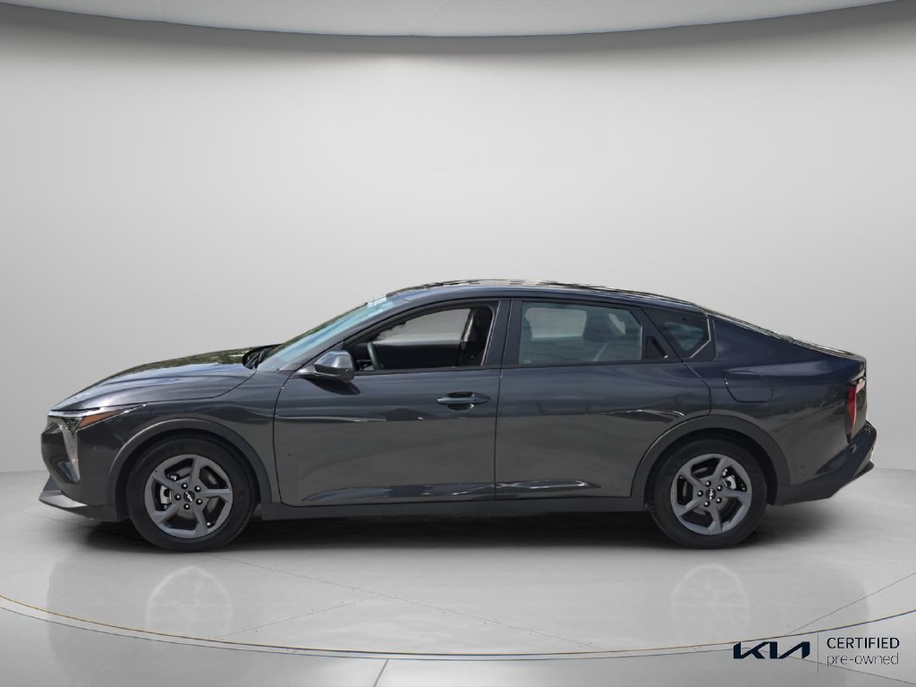 Certified 2025 Kia K4 FWD image 3