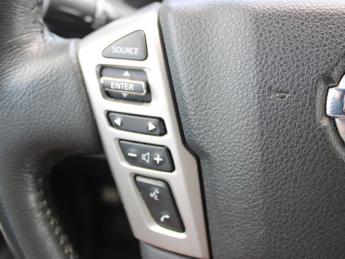 Used 2021 Nissan Titan SV w/ SV Convenience Package AWD/4WD image 38