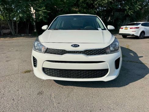 Used 2020 Kia Rio S image 2