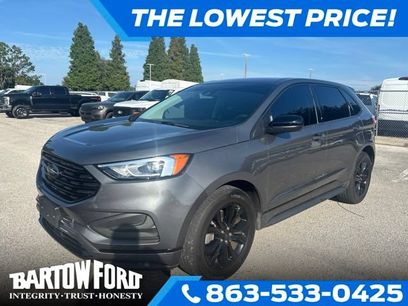 Used 2024 Ford Edge SE w/ Black Appearance Package