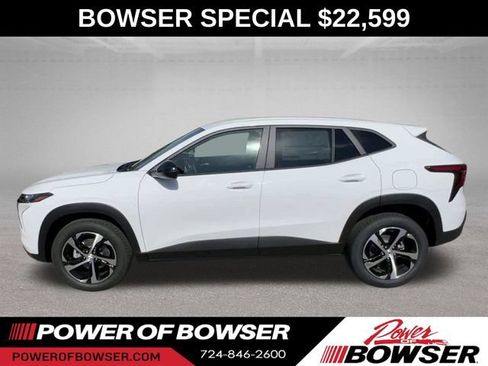 Used 2024 Chevrolet Trax RS w/ Driver Confidence Package FWD image 5