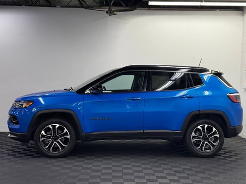 Used 2022 Jeep Compass Limited AWD/4WD image 3