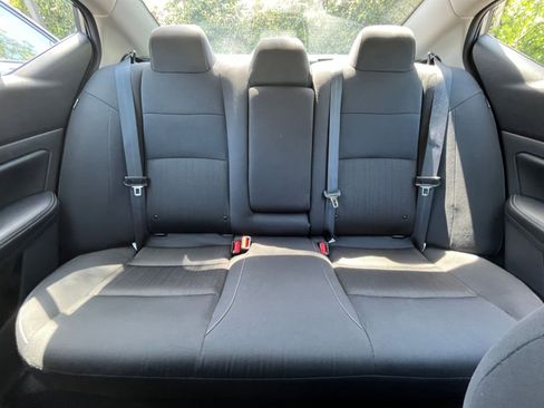 Used 2025 Nissan Altima 2.5 SV FWD image 38