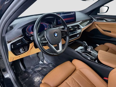 Used 2023 BMW 530i w/ Convenience Package RWD image 23