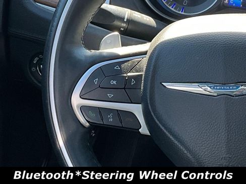 Used 2015 Chrysler 300 C Platinum w/ Light Group RWD image 10