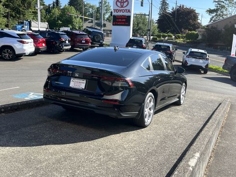 Used 2024 Honda Accord LX image 6