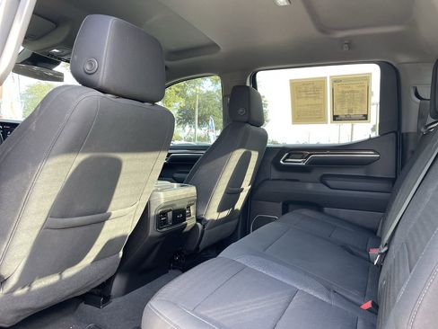 Used 2023 Chevrolet Silverado 1500 RST w/ Z71 Off-Road Package image 16