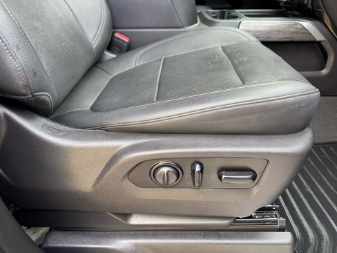 Used 2021 Chevrolet Silverado 1500 LTZ image 29