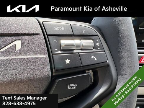 New 2026 Kia Sportage EX AWD/4WD image 12
