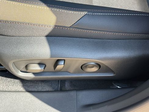 New 2027 Chevrolet Equinox ACTIV FWD image 16