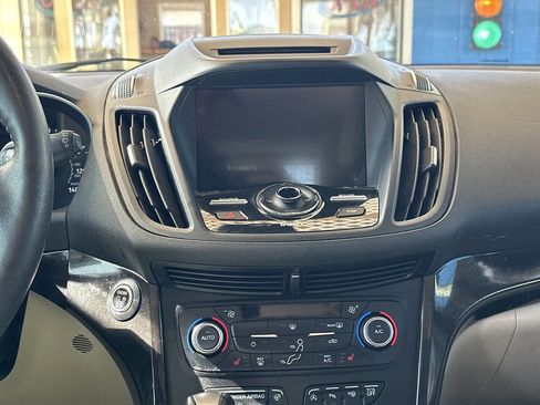 Used 2017 Ford Escape Titanium w/ Equipment Group 301A image 18