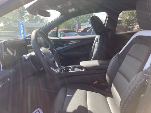 New 2026 Chevrolet Blazer EV LT image 9