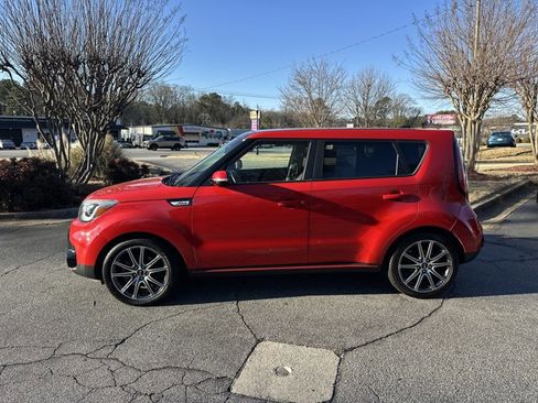 Used 2018 Kia Soul ! w/ Tech Package image 9