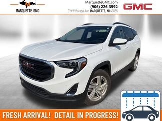 Used 2018 GMC Terrain SLE w/ Driver Convenience Package image 1