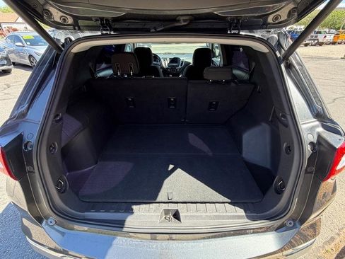 Used 2019 Chevrolet Equinox LT FWD image 19