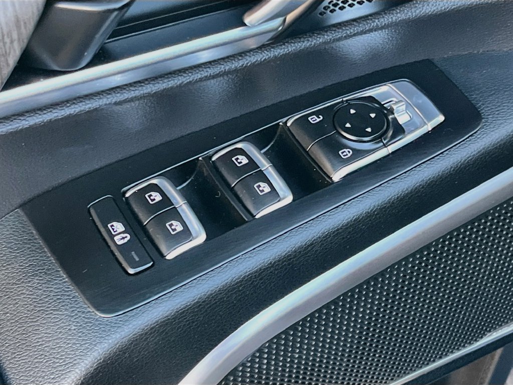 Used 2025 Kia Telluride EX AWD/4WD image 18