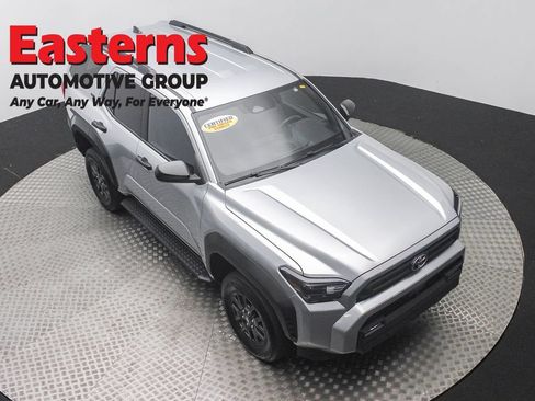 Used 2025 Toyota 4Runner SR5 AWD/4WD image 3