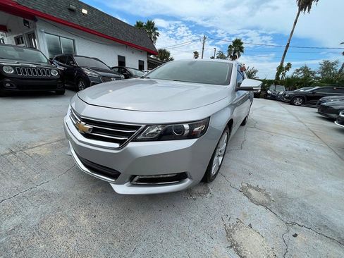 Used 2018 Chevrolet Impala LT FWD image 16