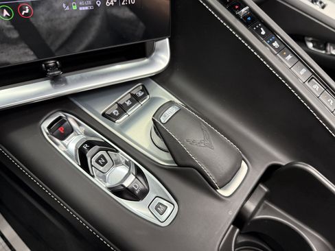 Used 2021 Chevrolet Corvette Stingray Premium Cpe w/ 3LT image 22