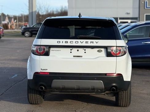Used 2018 Land Rover Discovery Sport SE image 37