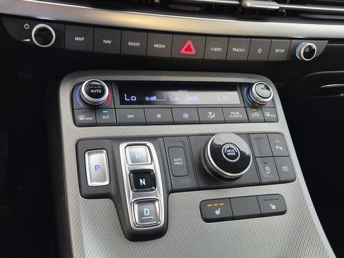 Used 2025 Hyundai Palisade SEL FWD image 31