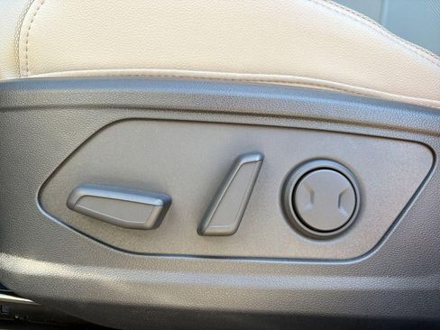 New 2026 Hyundai Tucson Limited FWD image 48