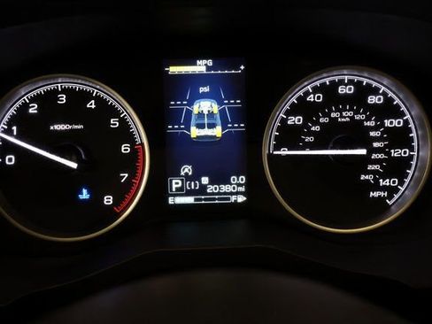 Used 2023 Subaru Forester Premium image 32