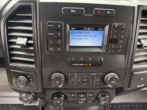 Used 2019 Ford F150 XL w/ Equipment Group 101A Mid AWD/4WD image 26
