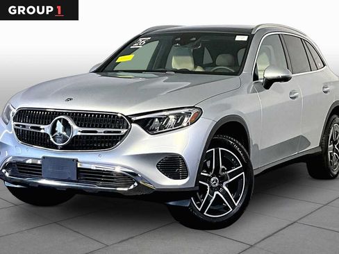 Used 2026 Mercedes-Benz GLC 300 4MATIC image 1
