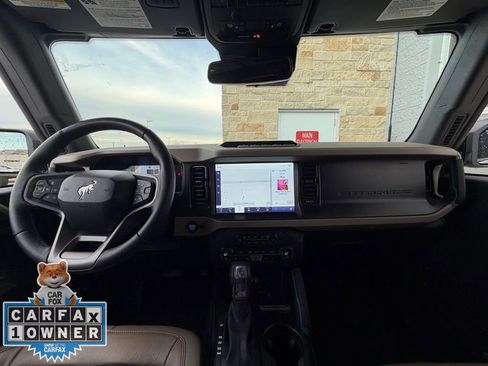Used 2023 Ford Bronco Wildtrak image 26