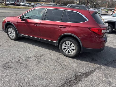 Used 2015 Subaru Outback 2.5i Premium image 3