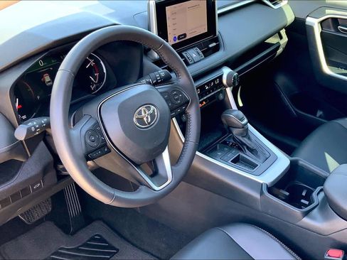 Used 2024 Toyota RAV4 XLE Premium image 17