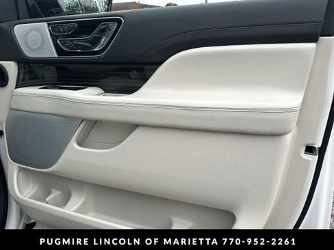 Used 2024 Lincoln Navigator Black Label image 31