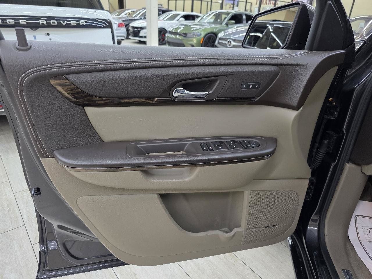 Used 2015 GMC Acadia Denali AWD/4WD image 40