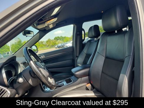 Used 2021 Jeep Grand Cherokee Laredo X AWD/4WD image 6