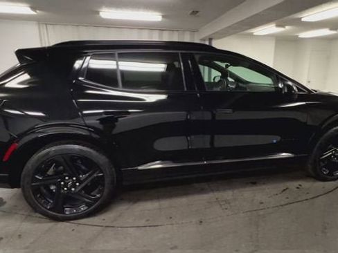 Certified 2025 Chevrolet Equinox EV RS image 9