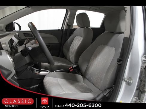 Used 2016 Chevrolet Sonic LS image 5