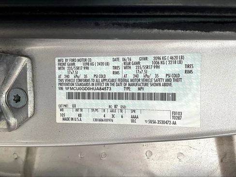Used 2017 Ford Escape SE FWD image 16