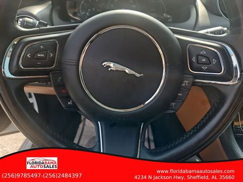 Used 2016 Jaguar XJ L Portfolio AWD/4WD image 17
