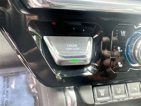 Used 2024 GMC Sierra 3500 Denali w/ Denali Reserve Package image 22