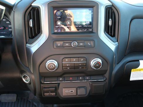 New 2024 GMC Sierra 2500 Pro RWD image 24