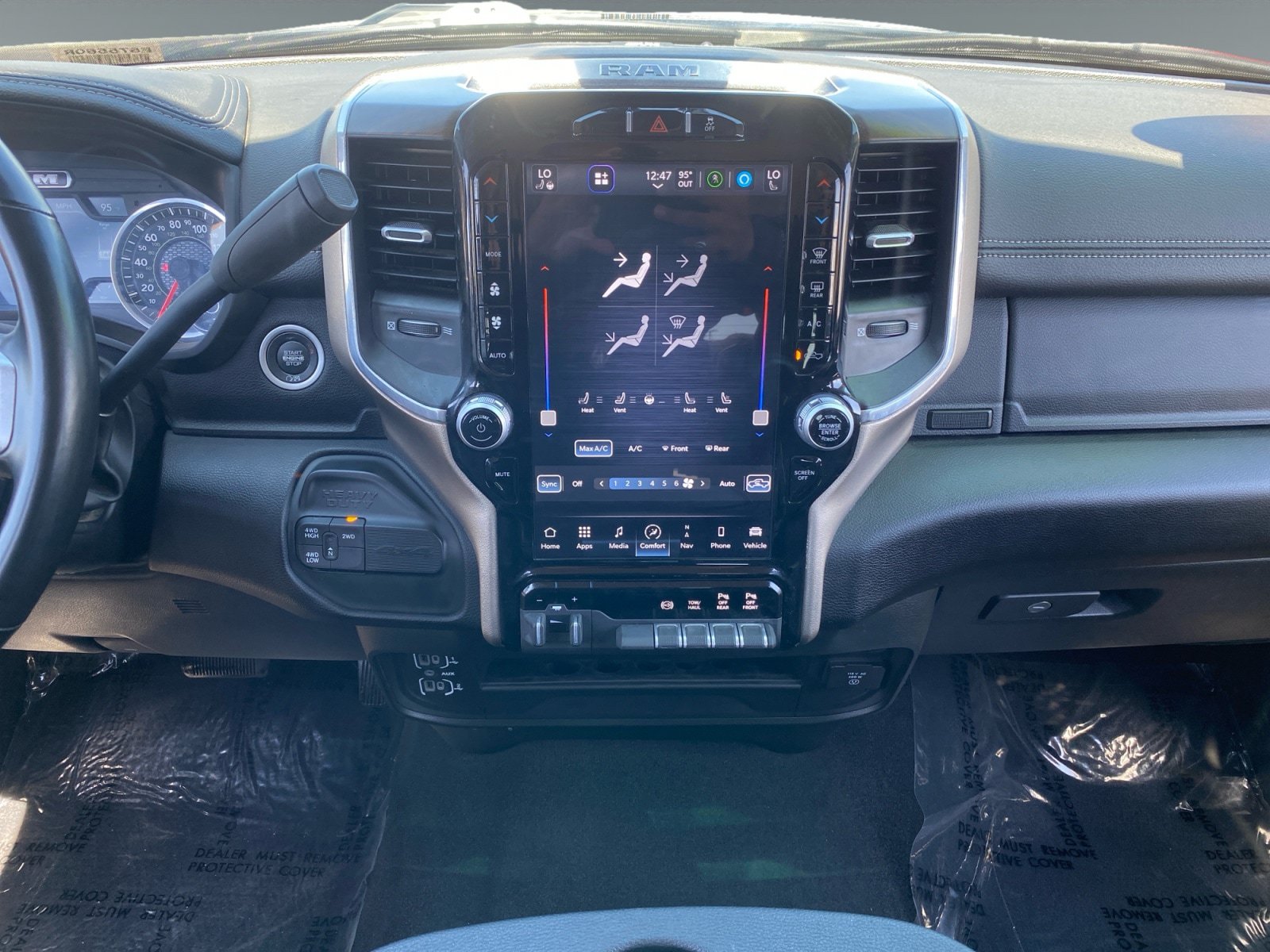 Used 2024 RAM 2500 Laramie AWD/4WD image 11