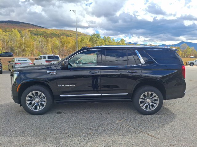 New 2027 GMC Yukon Denali w/ Sun & Power Step Package AWD/4WD image 4