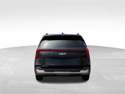 Certified 2026 Kia Carnival SX FWD image 5